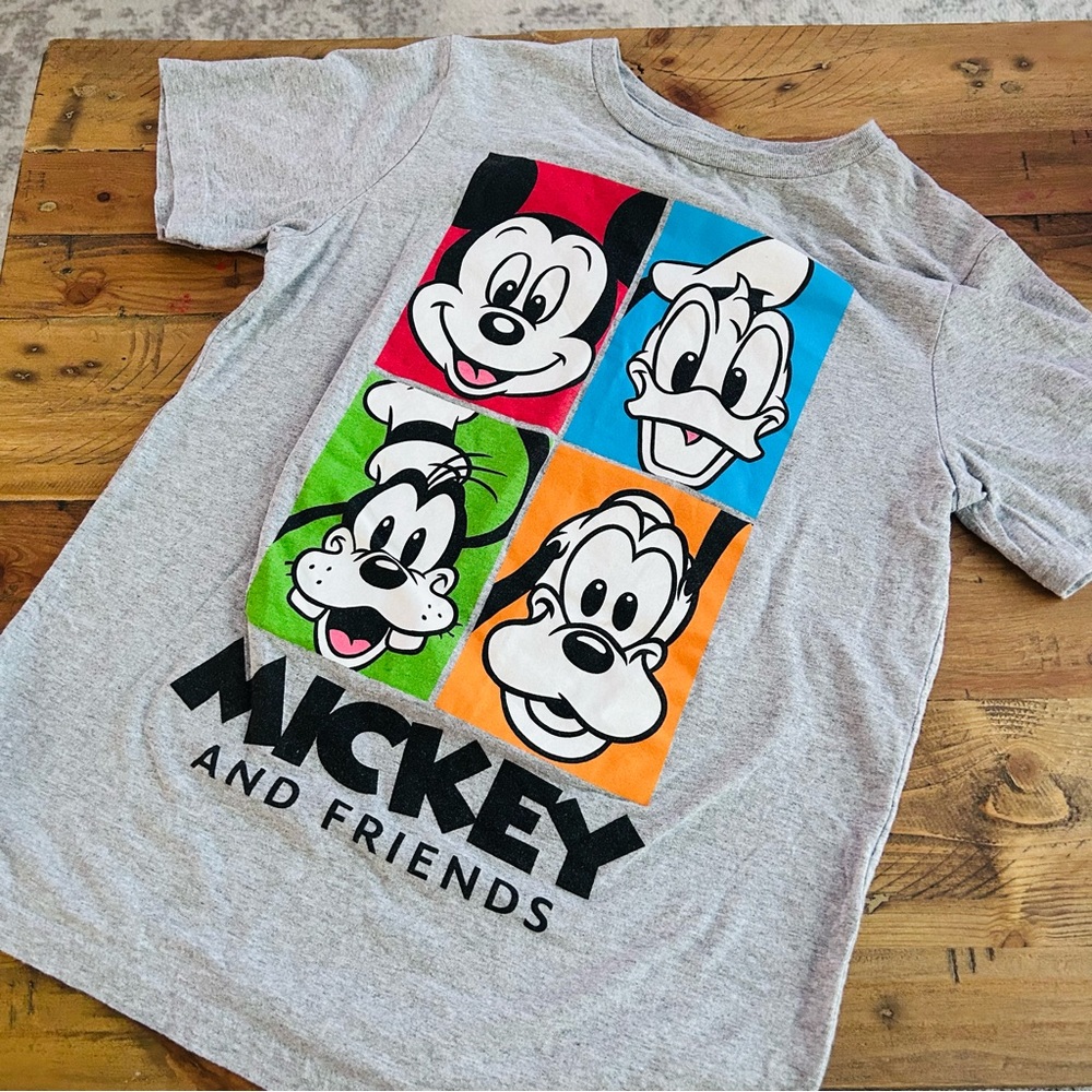 Disney Mickey and Friends Kids Large Shirt
